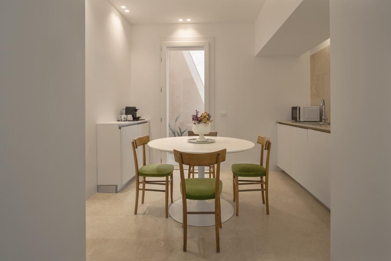 Casa Ruiz Suites Noto Exterior photo